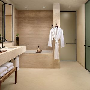 Habitación con Cama King